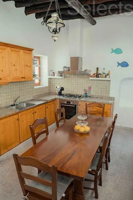 Charming Ibiza Villa Sant Llorenc de Balafia